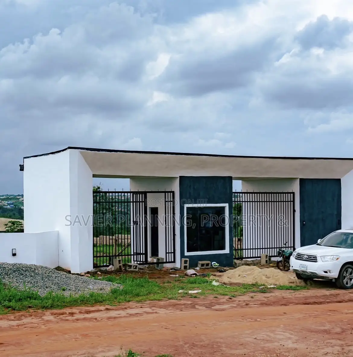 Mowe Prime by Land Republic