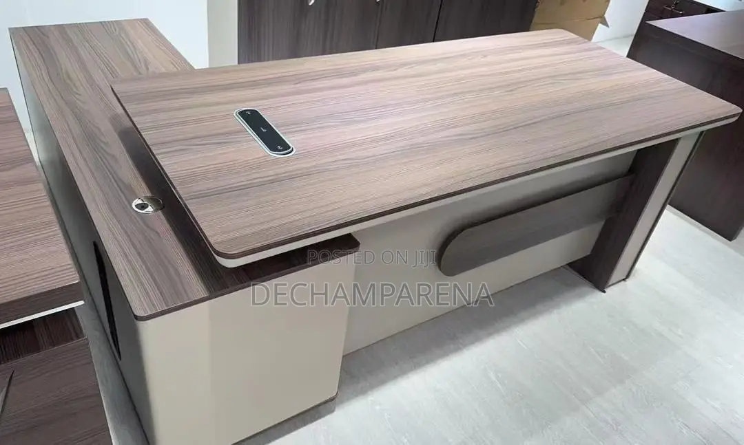 1.6 Office Table With Extension