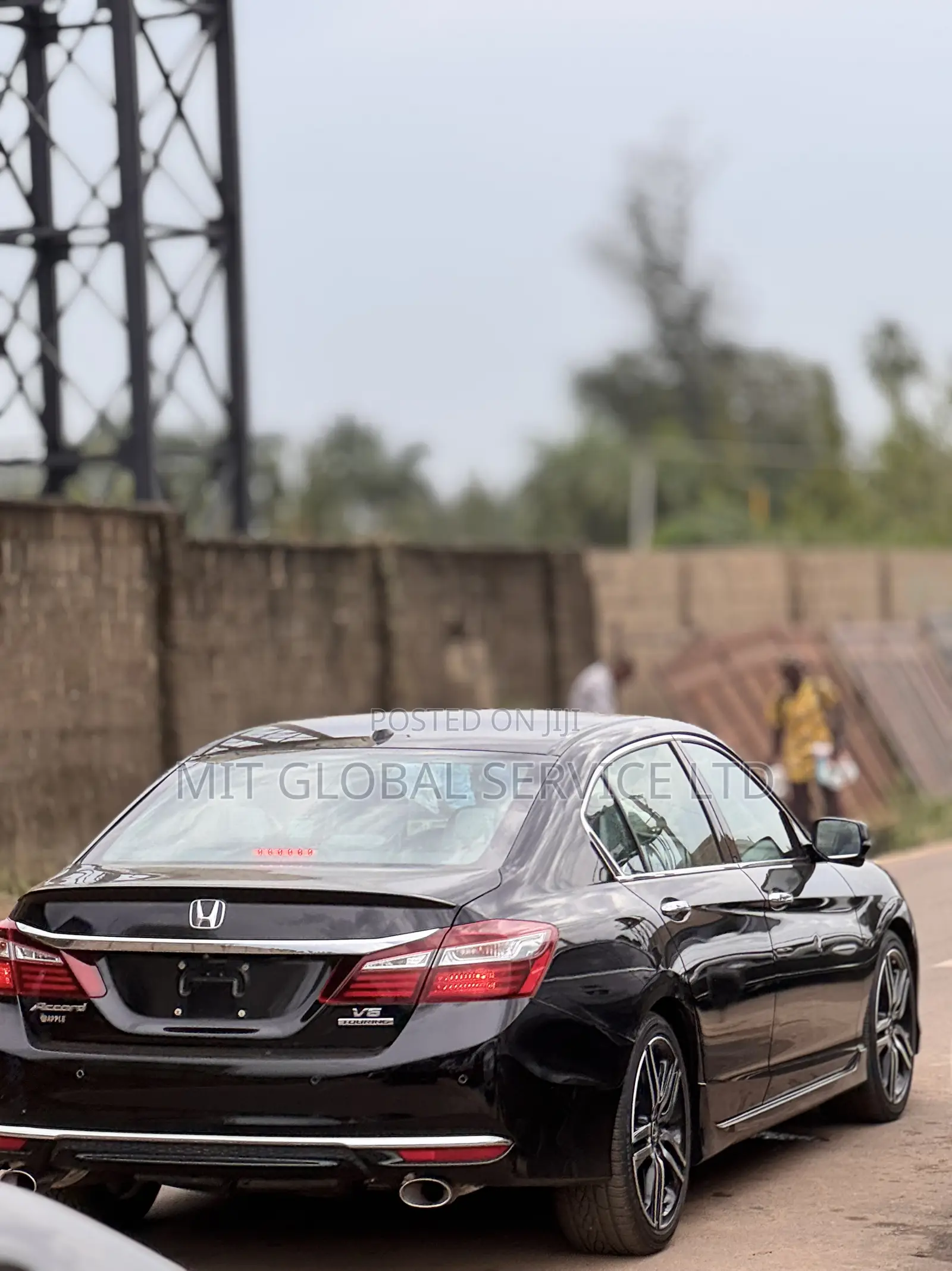 Honda Accord Touring V6 4dr Sedan FWD (3.5L 6cyl 6A) 2017 Black