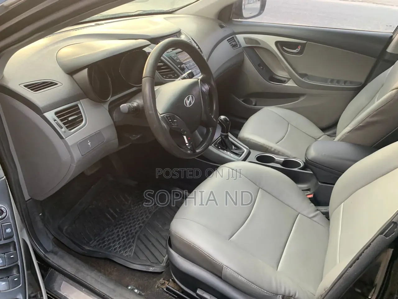 Hyundai Elantra 2013 Black
