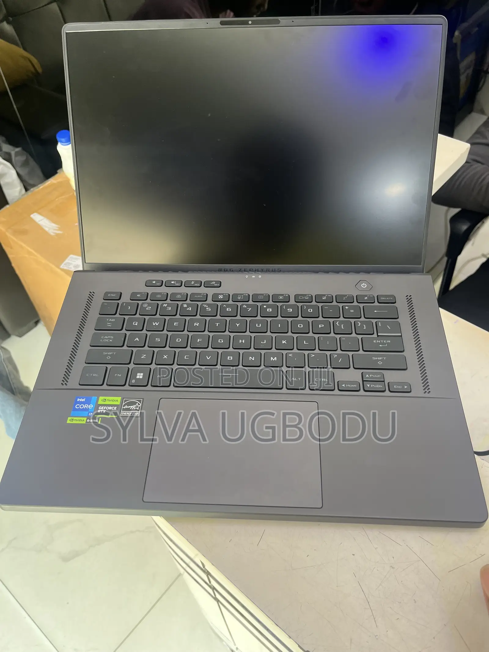Laptop Asus ROG Zephyrus G16 16GB Intel Core i7 SSHD (Hybrid) 512GB