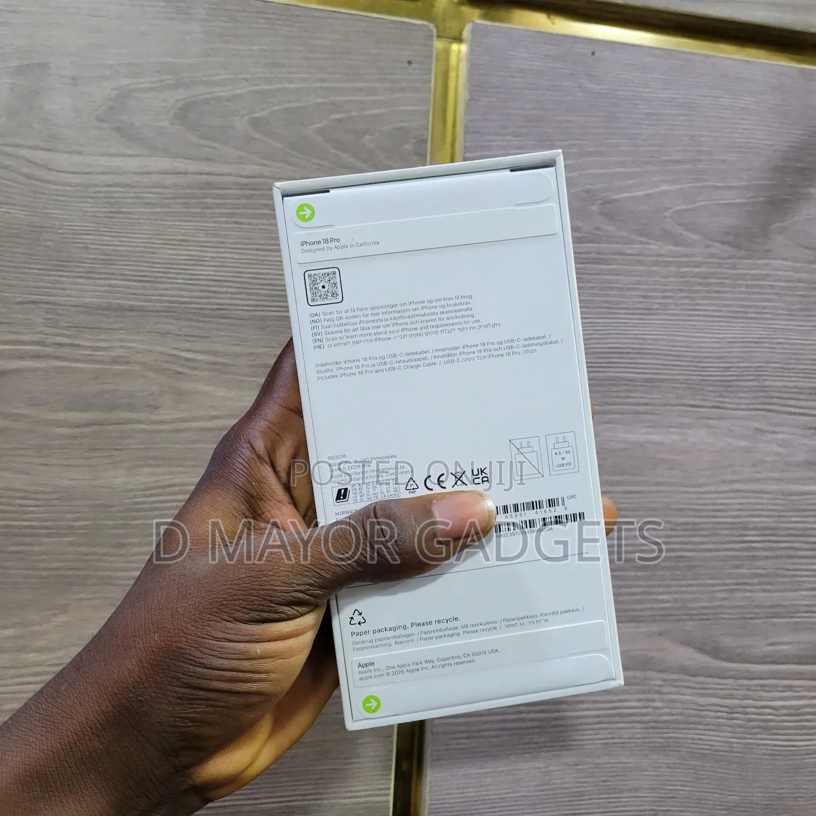New Apple iPhone 18 Pro 512 GB Red