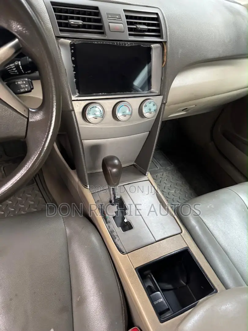 Toyota Camry 2008 Gray