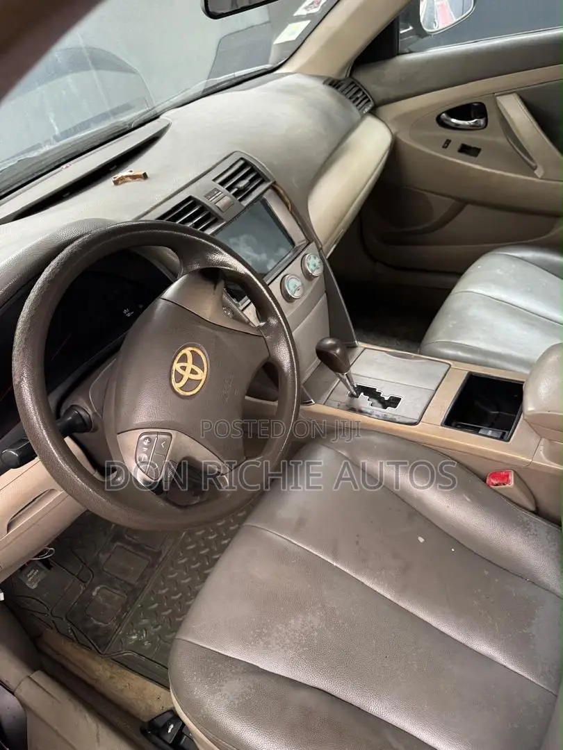 Toyota Camry 2008 Gray