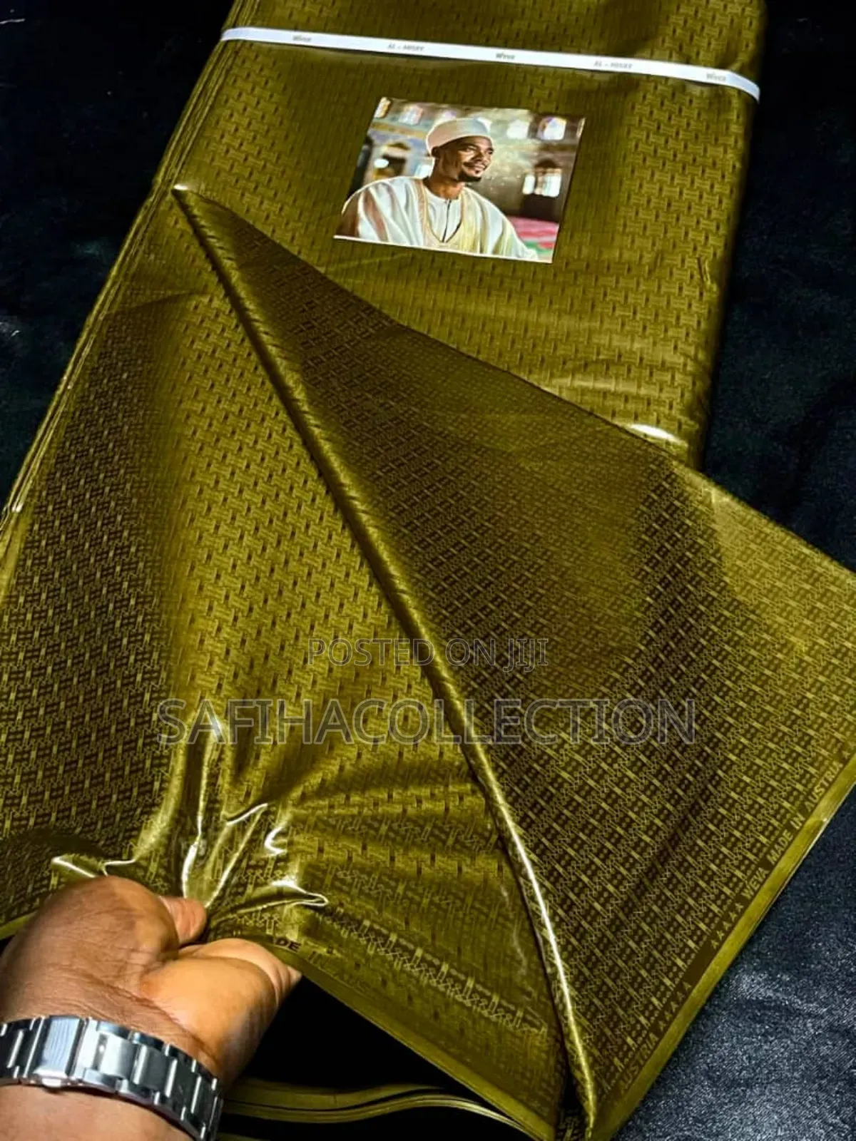 Ladola Brocade