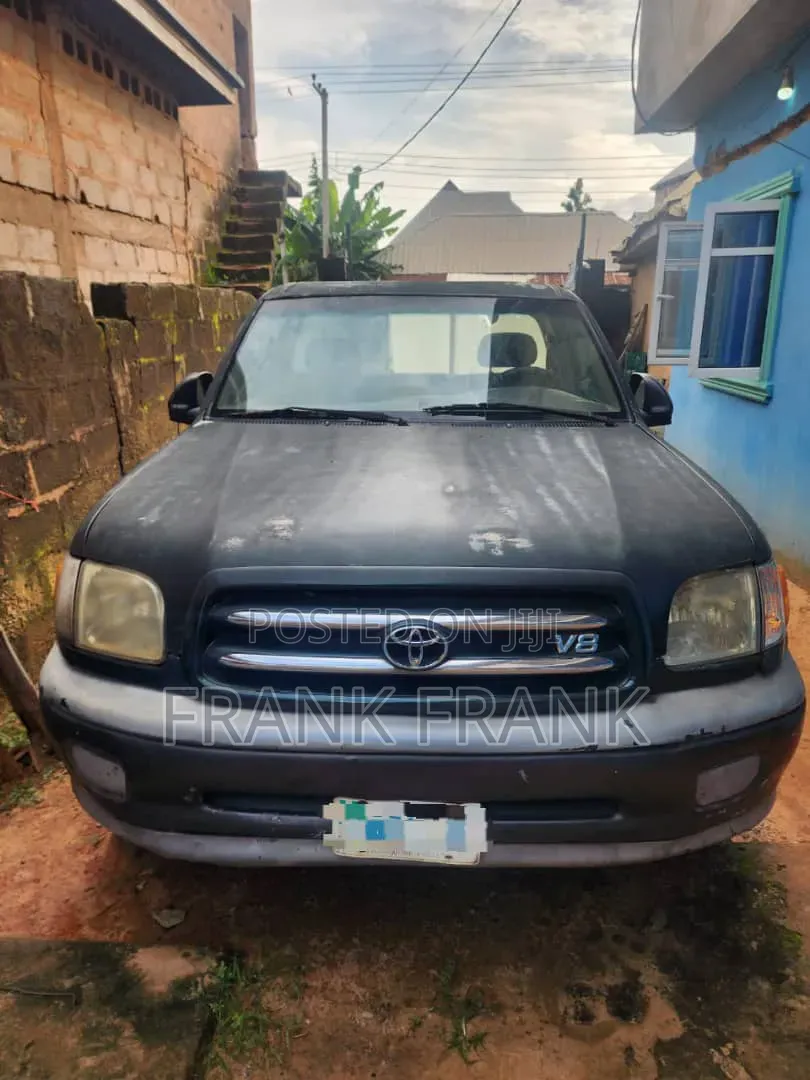 Toyota Tundra 2004 Black