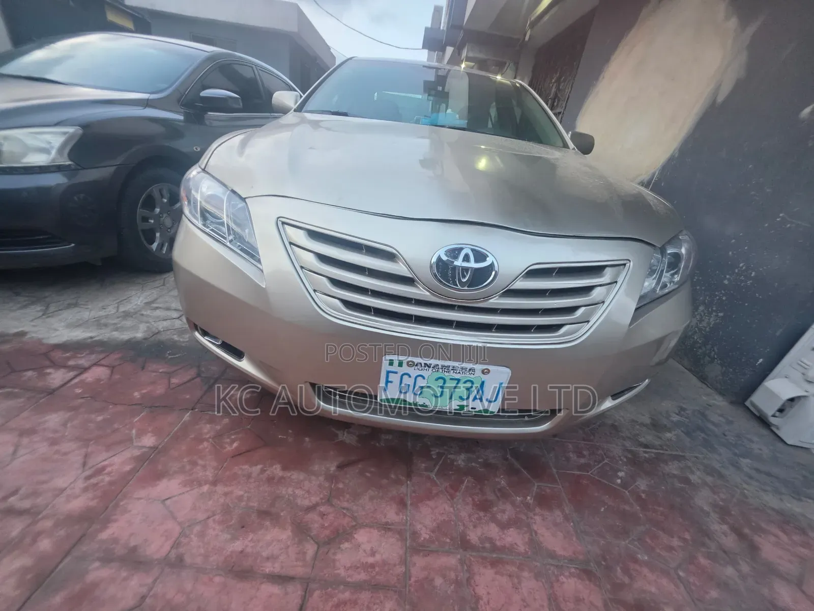 Toyota Camry 2008 Gold