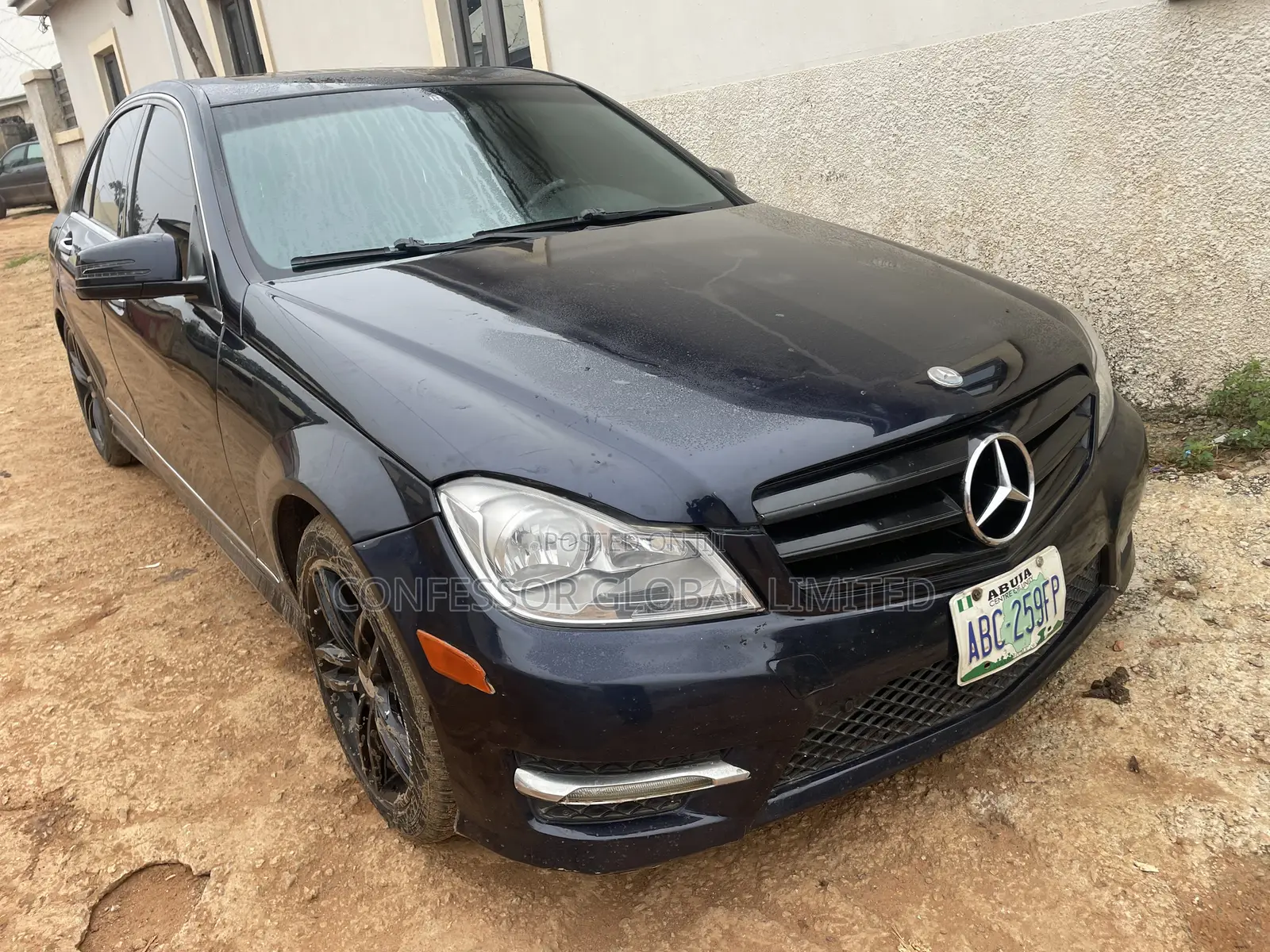 Mercedes-Benz C250 2012 Blue