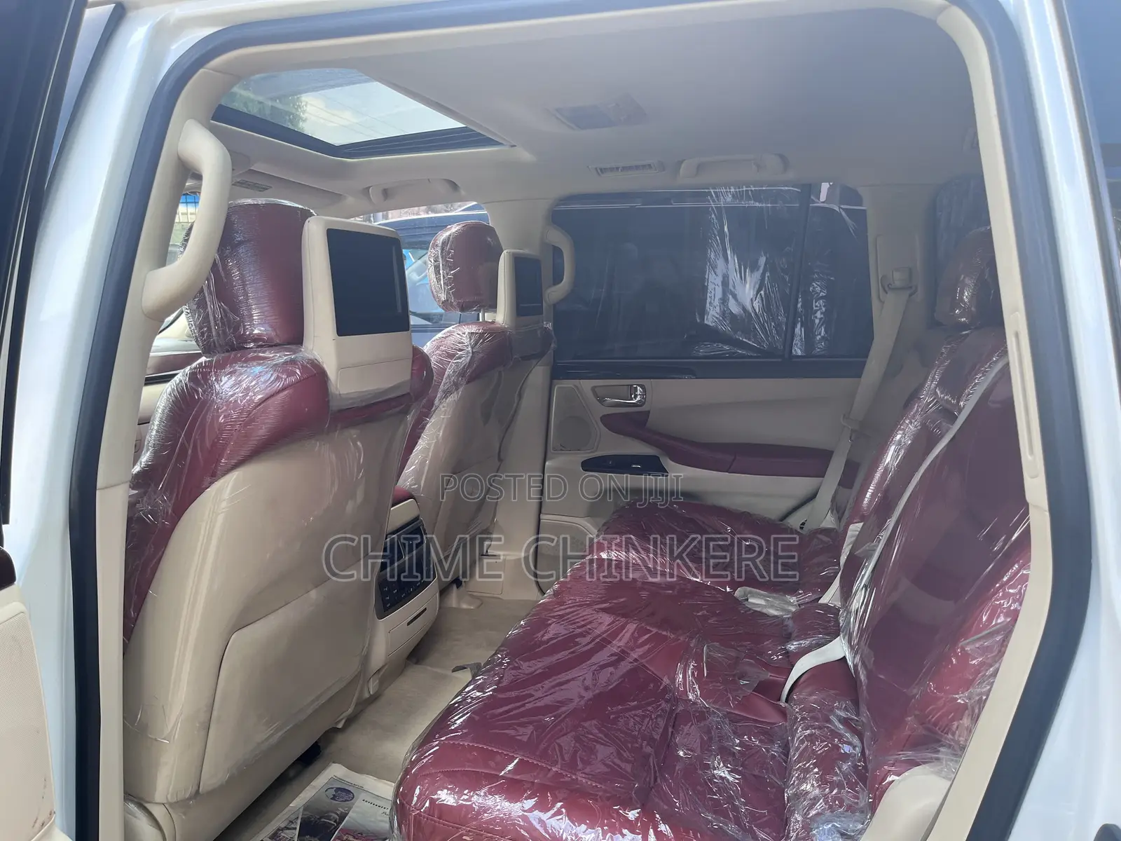 Lexus LX 570 AWD 2013 White