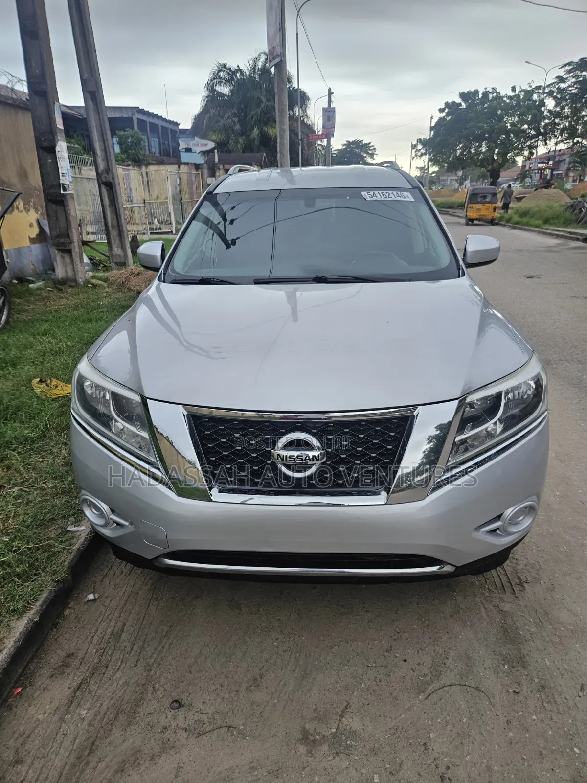 Nissan Pathfinder 2016 Silver