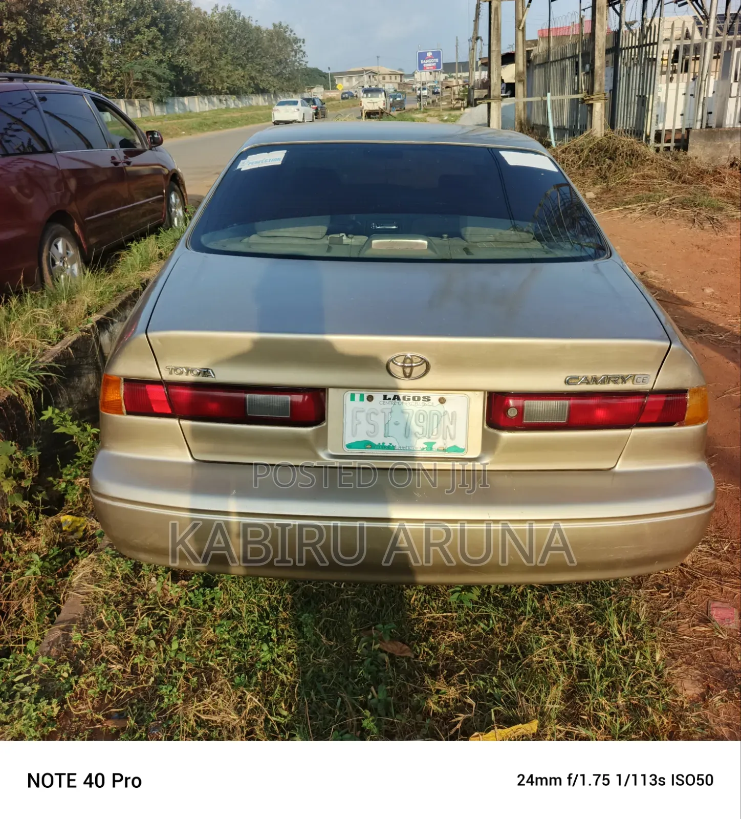 Toyota Camry Automatic 1999 Gold