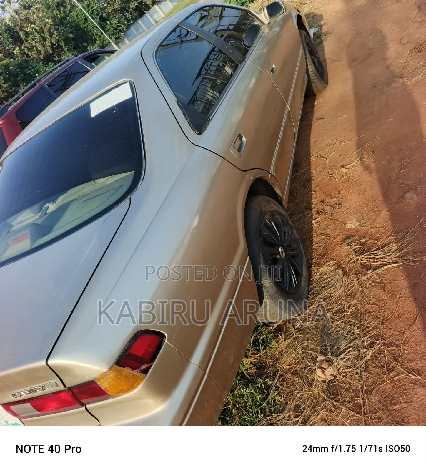 Toyota Camry Automatic 1999 Gold