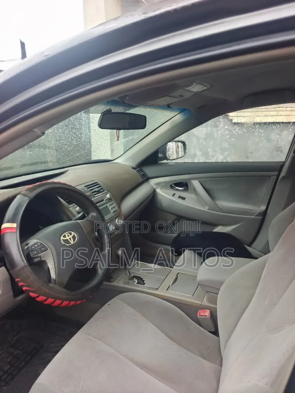Toyota Camry LE 4dr Sedan (2.5L 4cyl 6AM) 2010 Gray