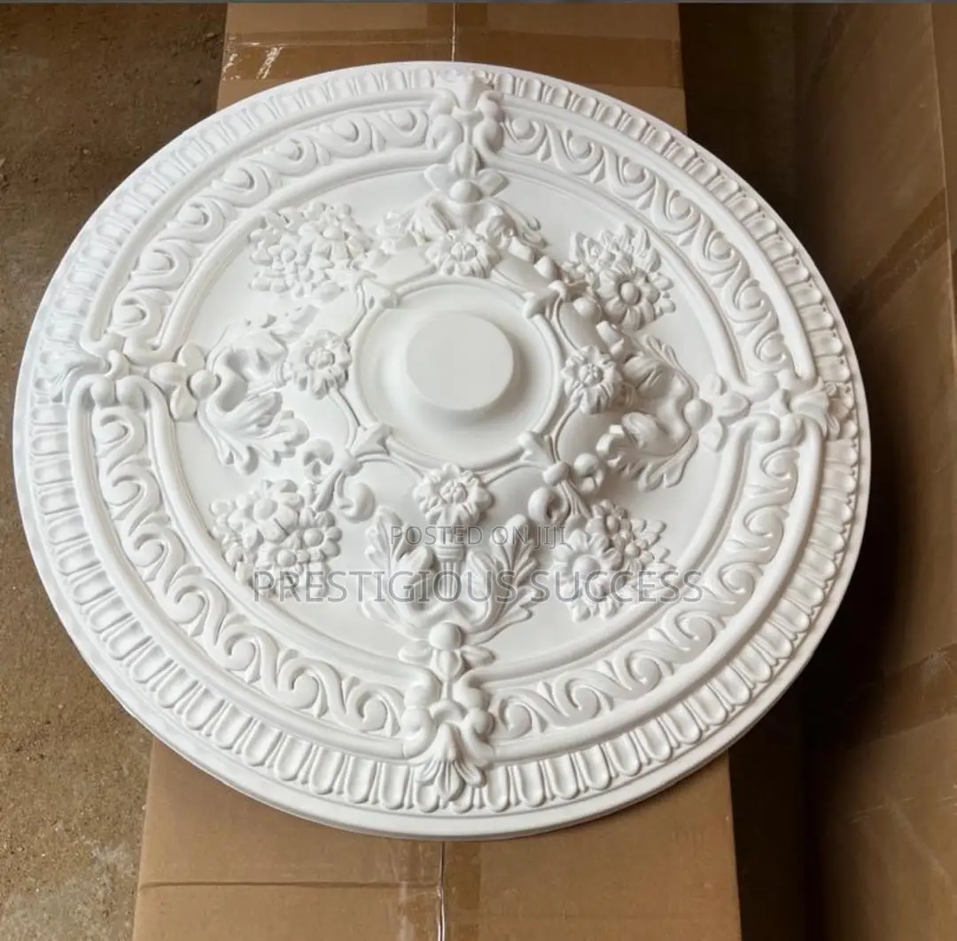 Cornice Rosas