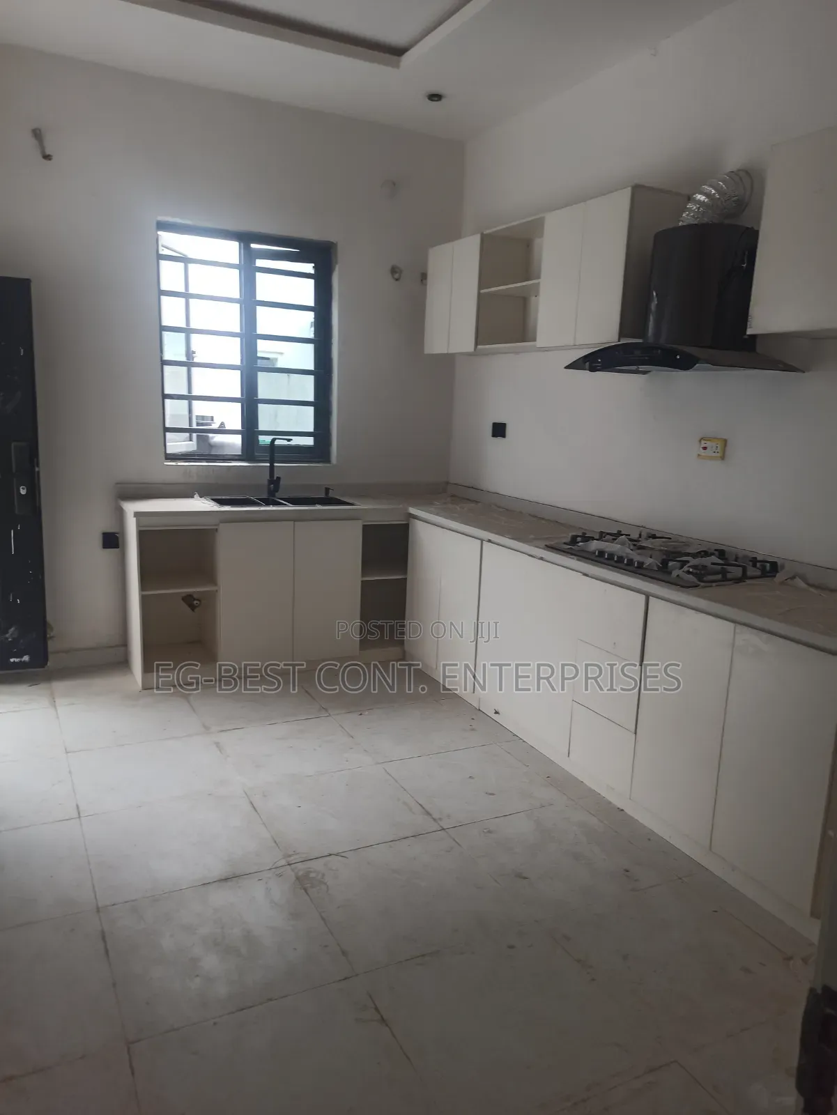4bdrm Townhouse / Terrace in Secured Call To, VGC / Ajah for rent