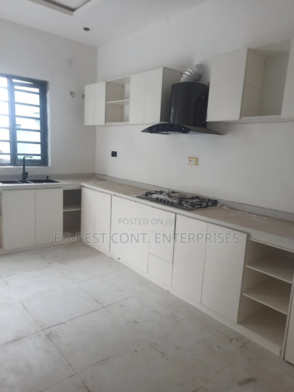 4bdrm Townhouse / Terrace in Secured Call To, VGC / Ajah for rent