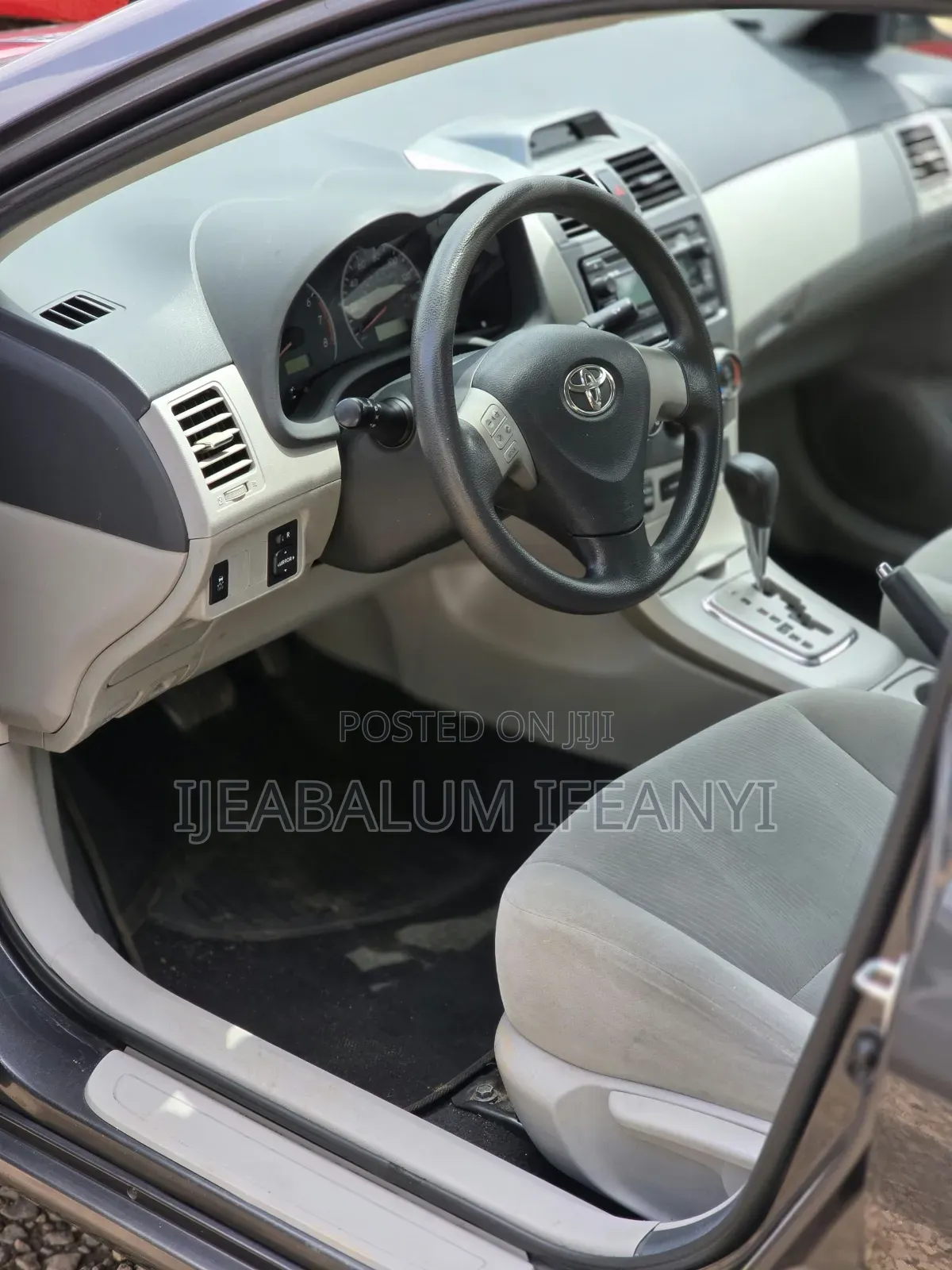 Toyota Corolla 2013 Gray