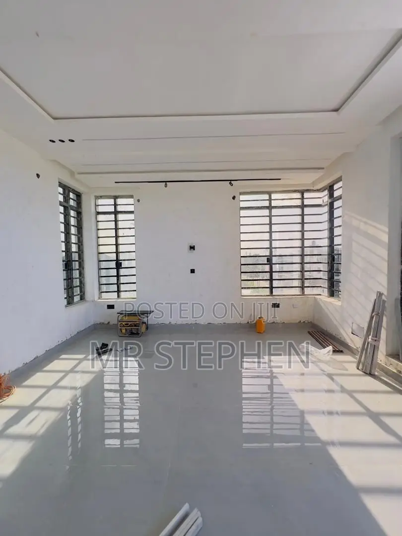 4bdrm Duplex in Alaka Estate for sale
