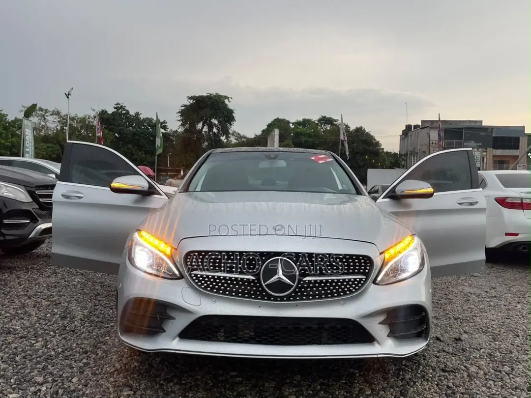 Mercedes-Benz C300 2015 Silver