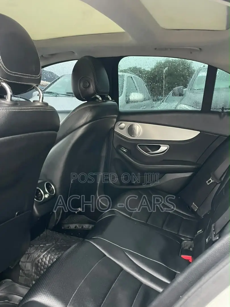 Mercedes-Benz C300 2015 Silver