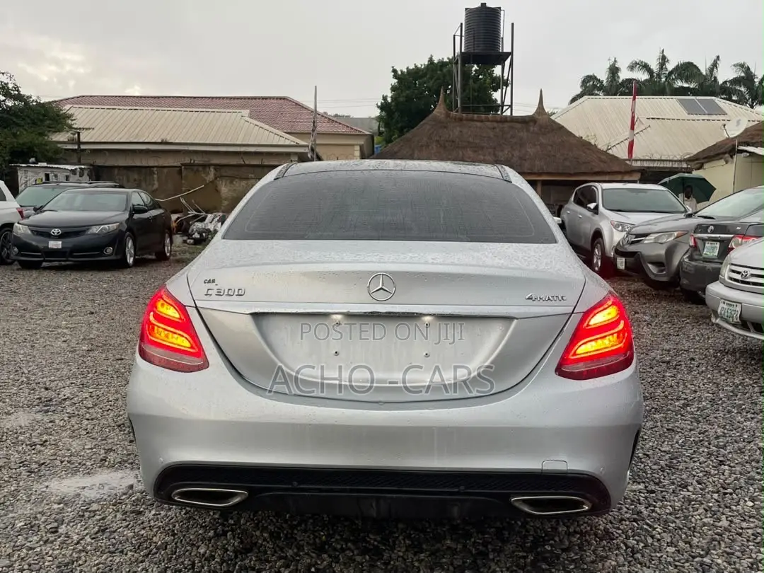 Mercedes-Benz C300 2015 Silver