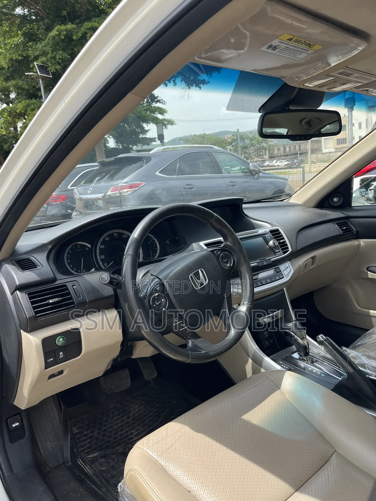 Honda Accord EX-L V-6 4dr Sedan FWD (3.5L 6cyl 6A) 2013 White