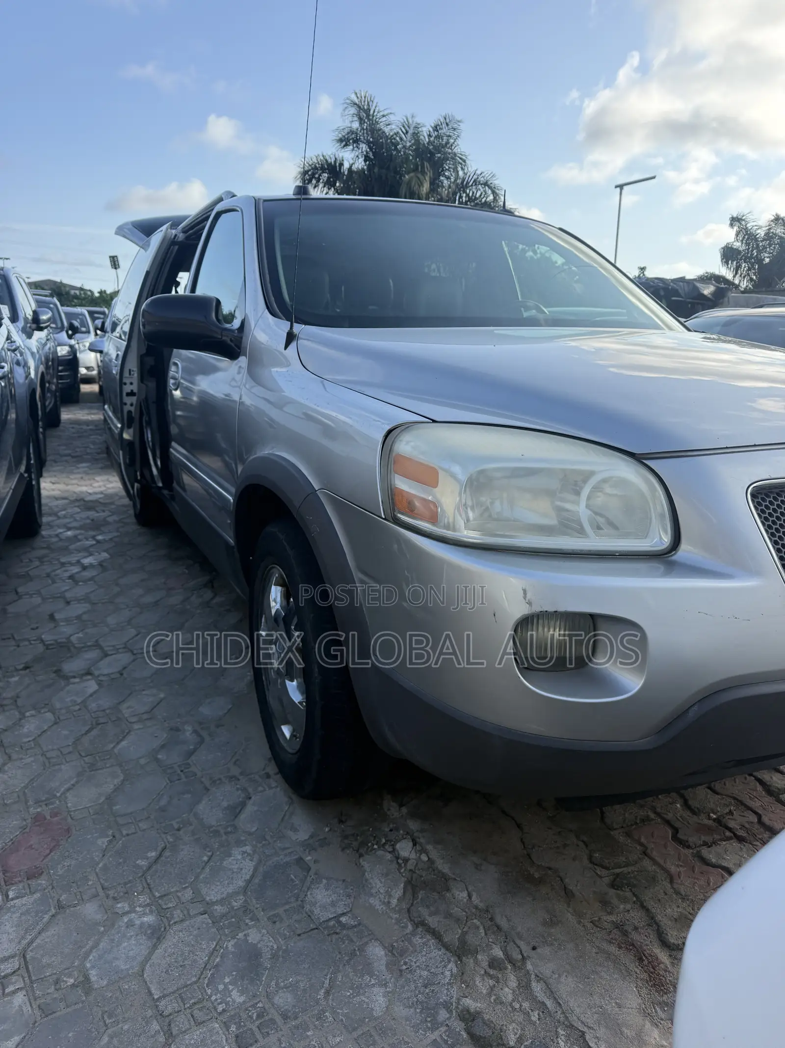Pontiac Montana SV6 2006 Silver