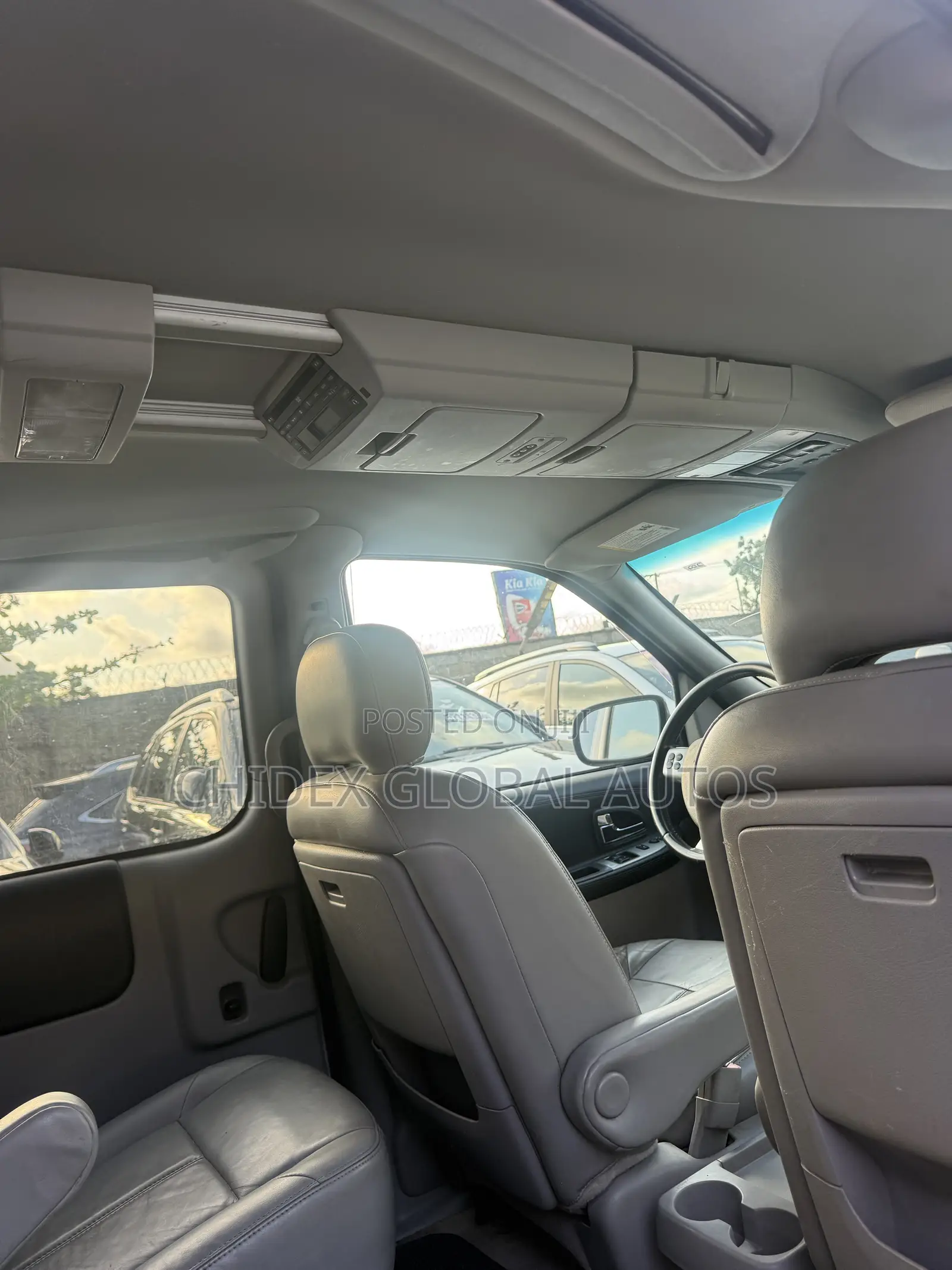 Pontiac Montana SV6 2006 Silver