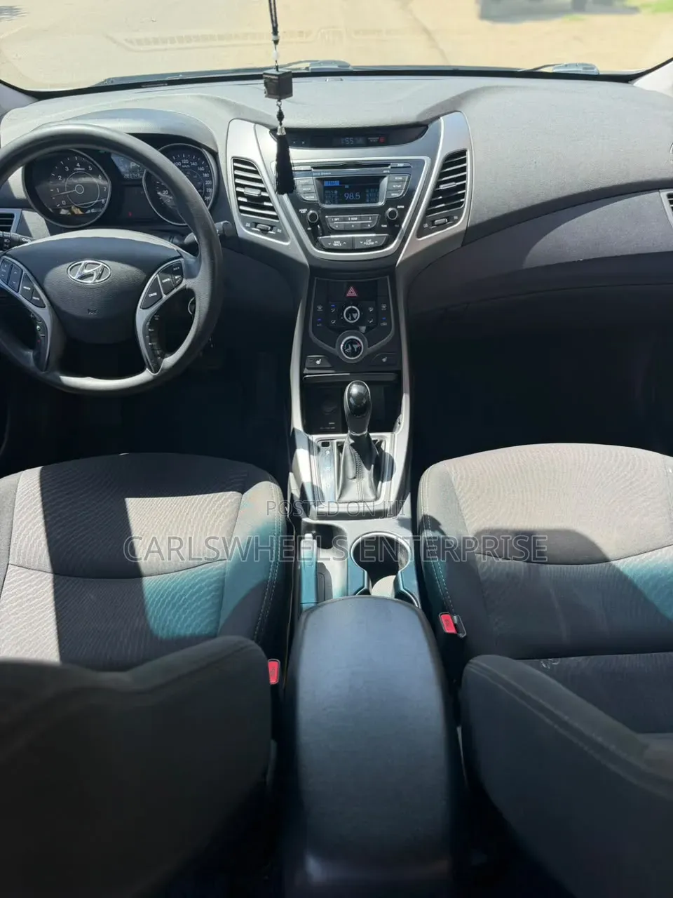 Hyundai Elantra Limited Sedan FWD (2.0L 4cyl 6A) 2017 Gray