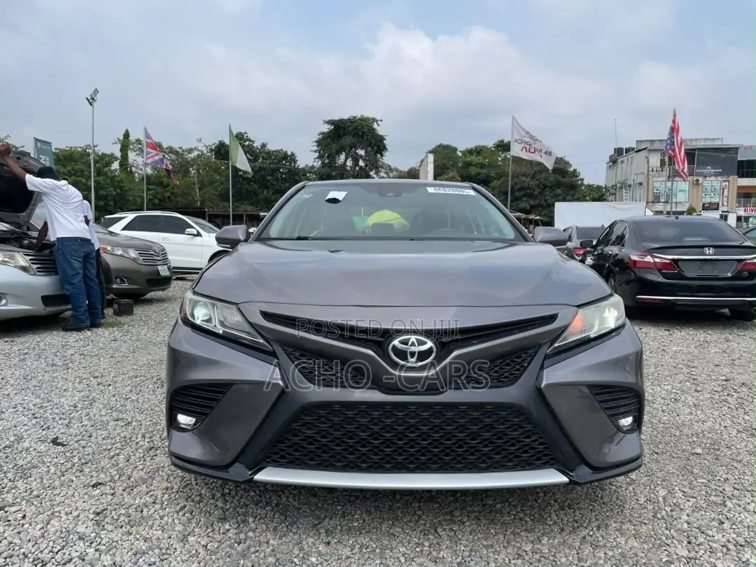 Toyota Camry 2019 Black