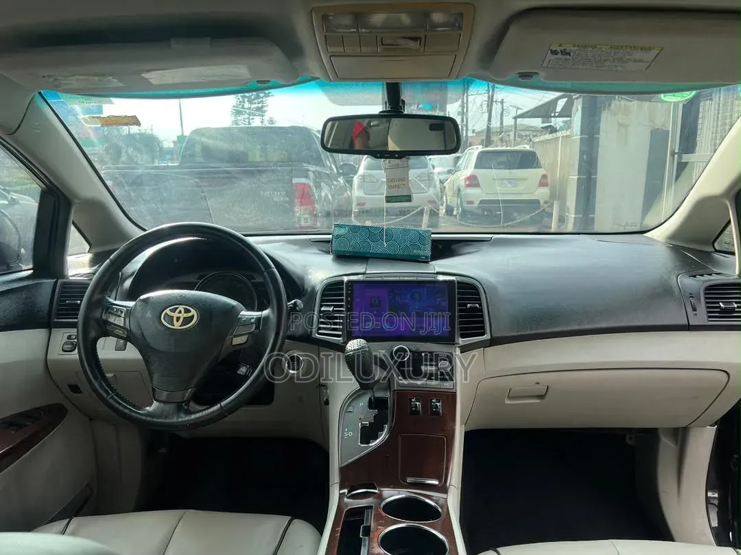 Toyota Venza XLE 2012 Black