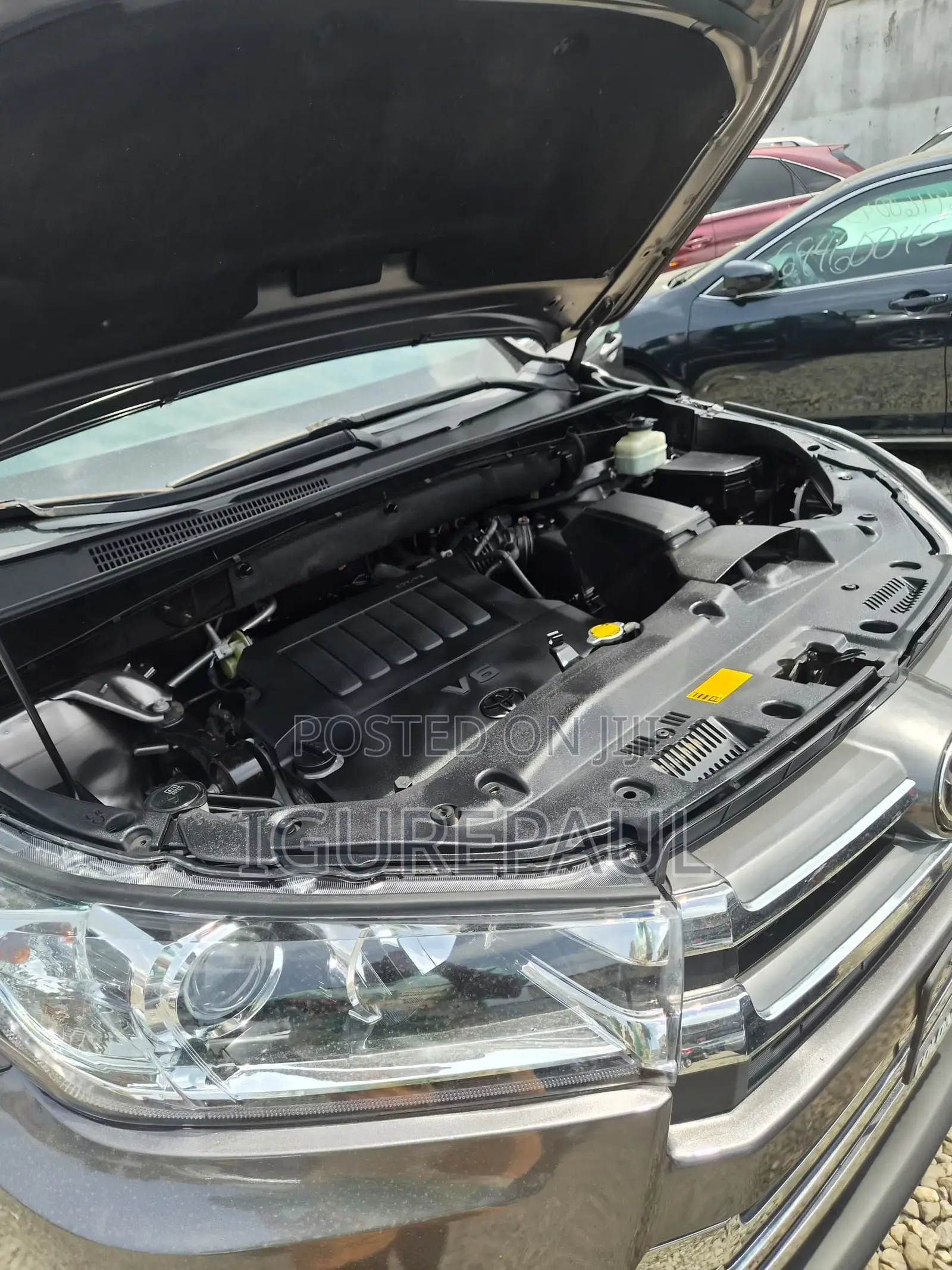 Toyota Highlander XLE 4dr SUV AWD (3.5L 6cyl 6A) 2015
