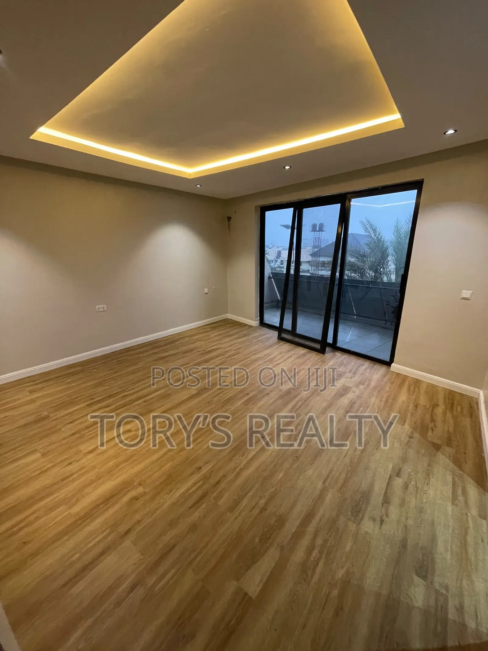 4bdrm Duplex in Lekki Phase 1 for rent