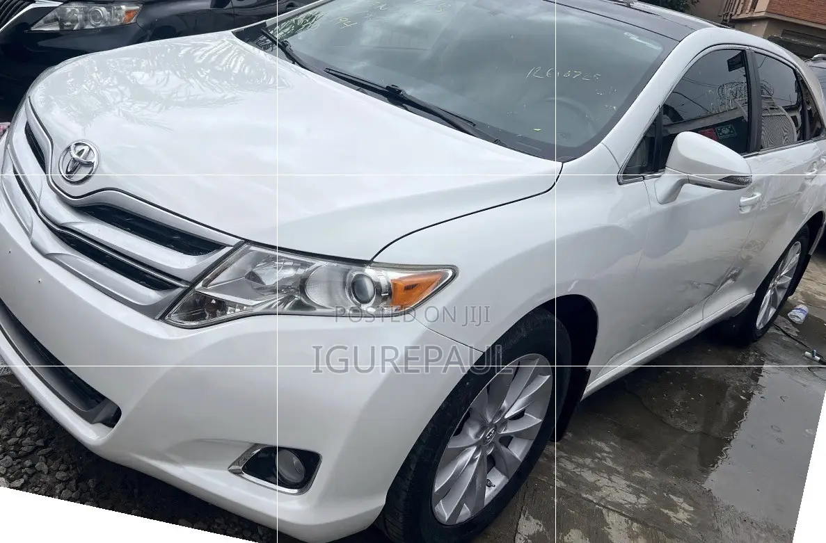 Toyota Venza LE 2015 White