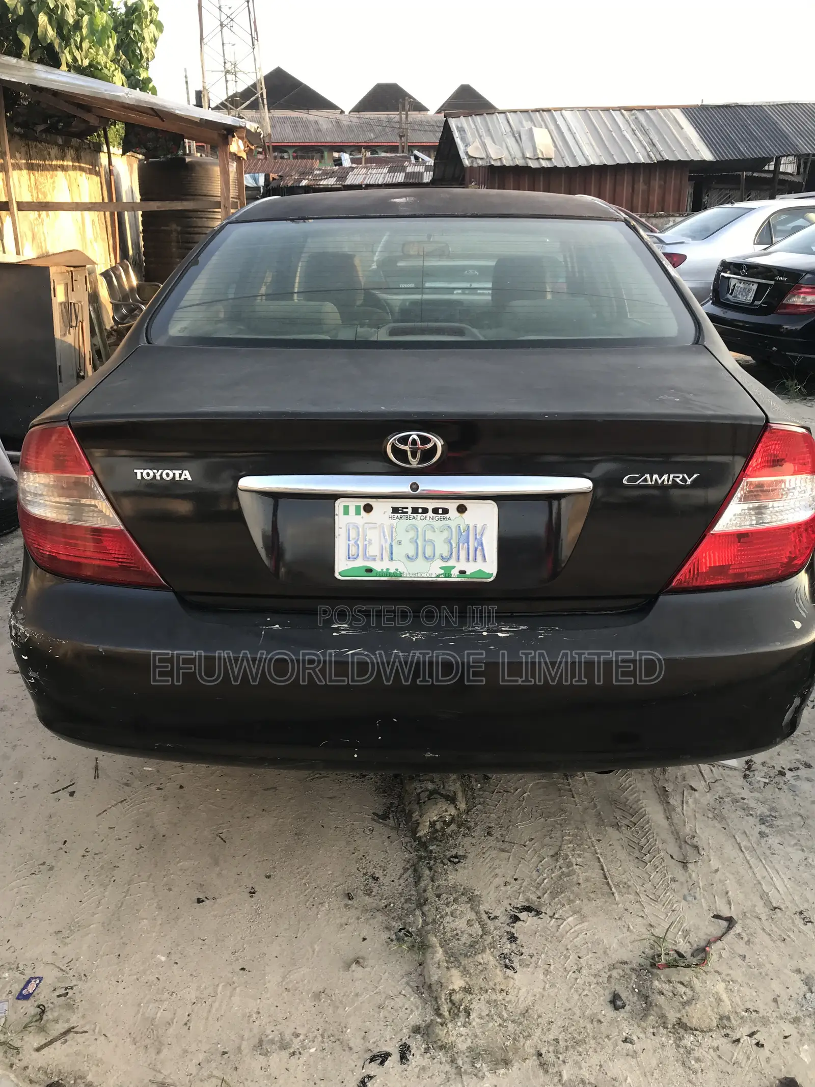 Toyota Camry LE 4dr Sedan (2.4L 4cyl 5M) 2003 Black