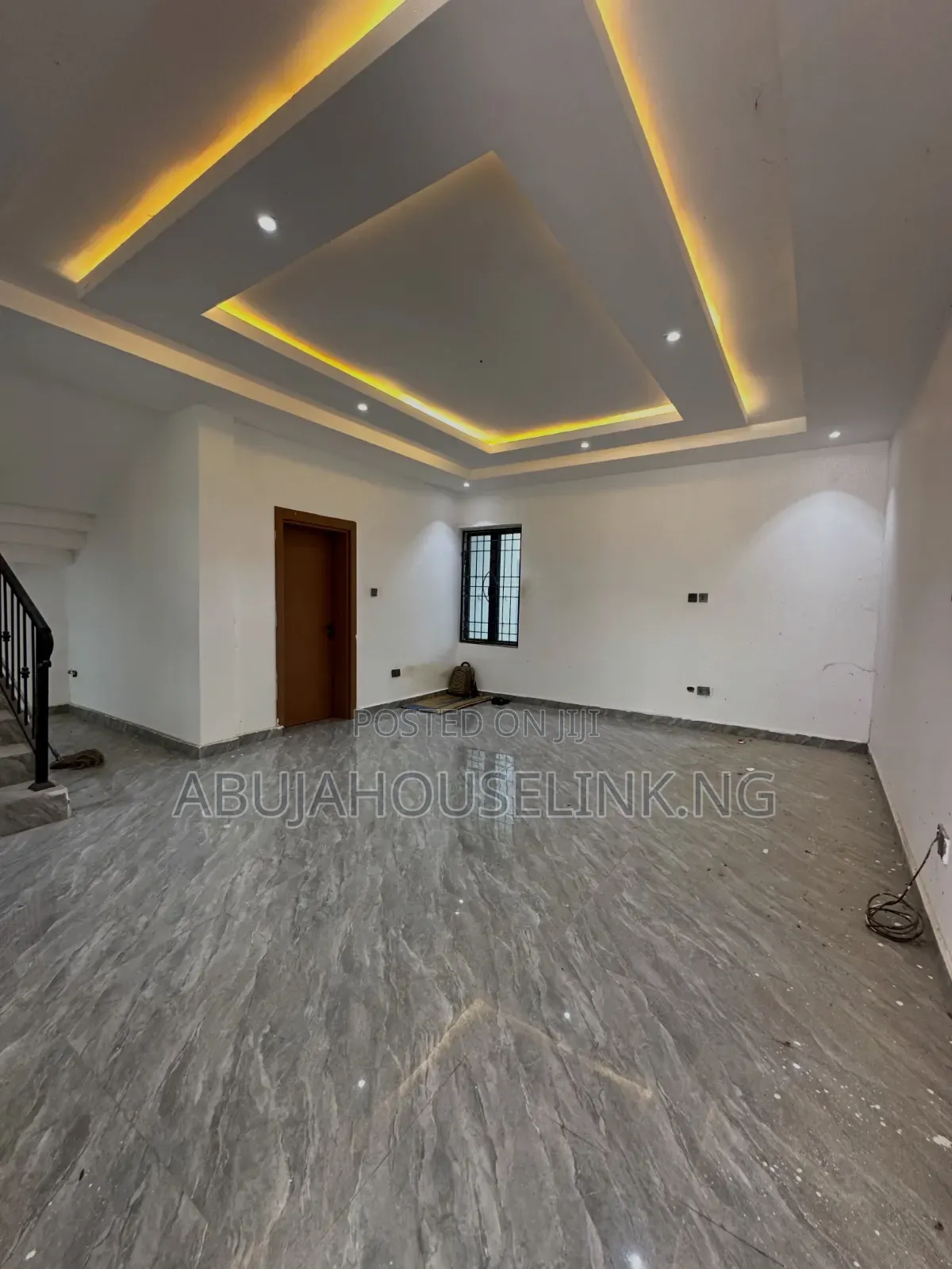 4bdrm Townhouse/Terrace in Wuye Main Abuja for sale