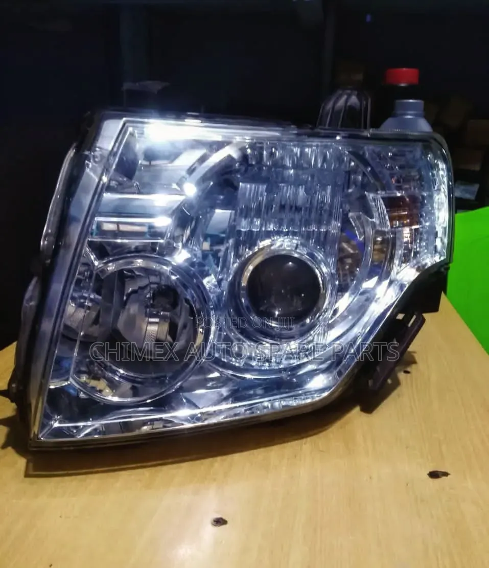 Headlamp for Mitsubishi Pajero