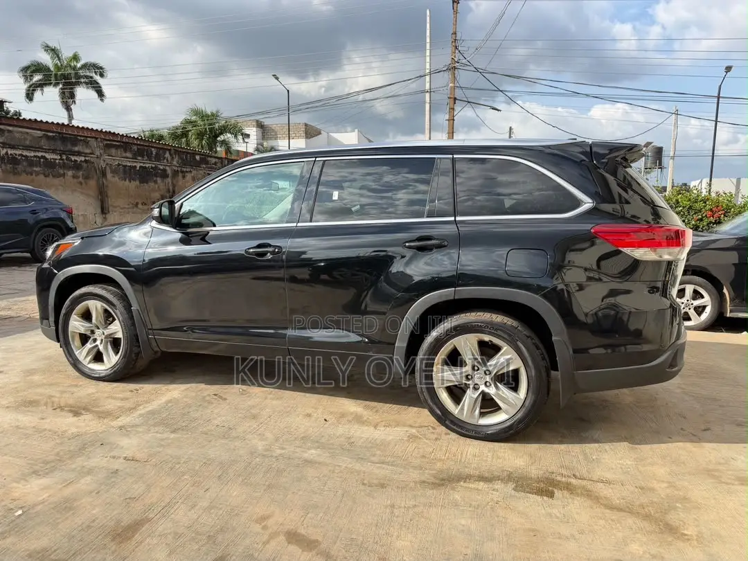 Toyota Highlander Limited Platinum 4dr SUV AWD (3.5L 6cyl 6A) 2014