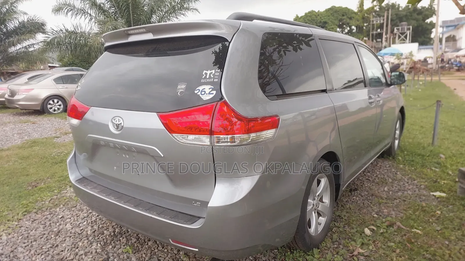 Toyota Sienna LE 8 Passenger 2011 Silver