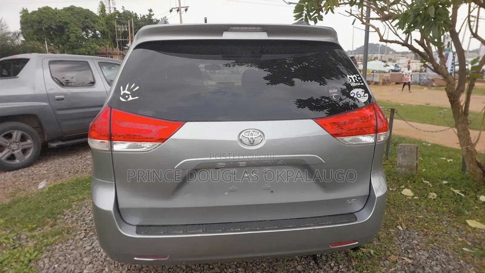 Toyota Sienna LE 8 Passenger 2011 Silver