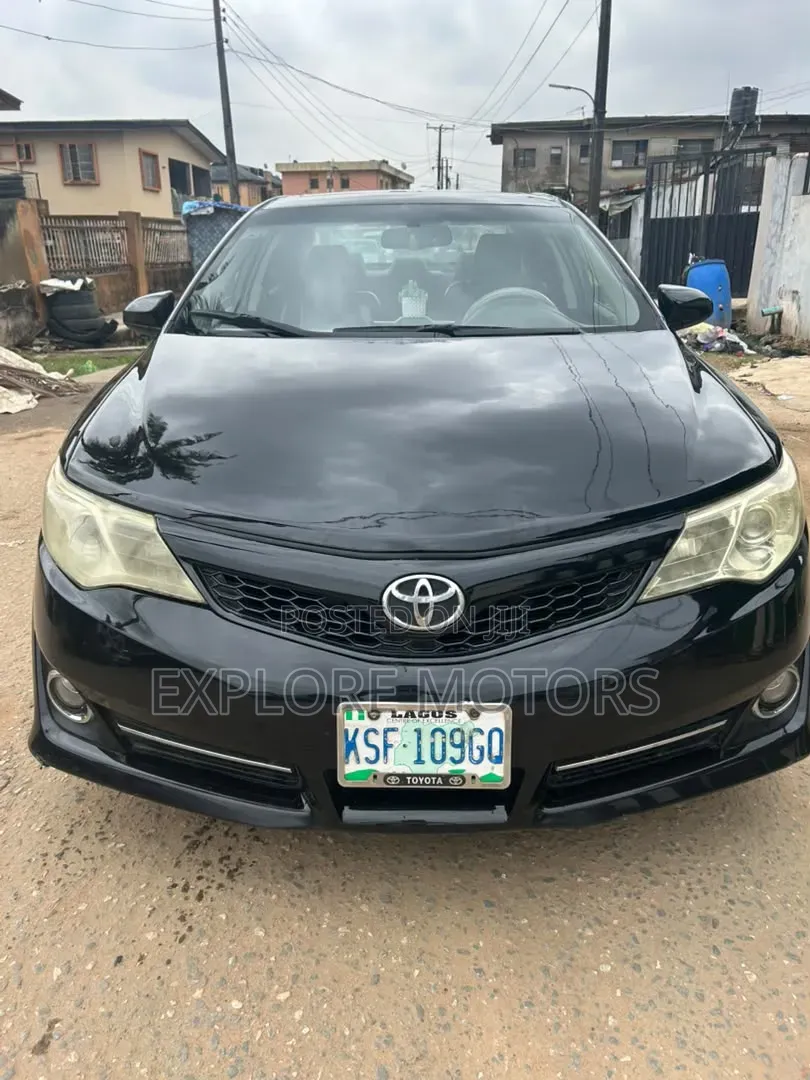 Toyota Camry 2013 Black