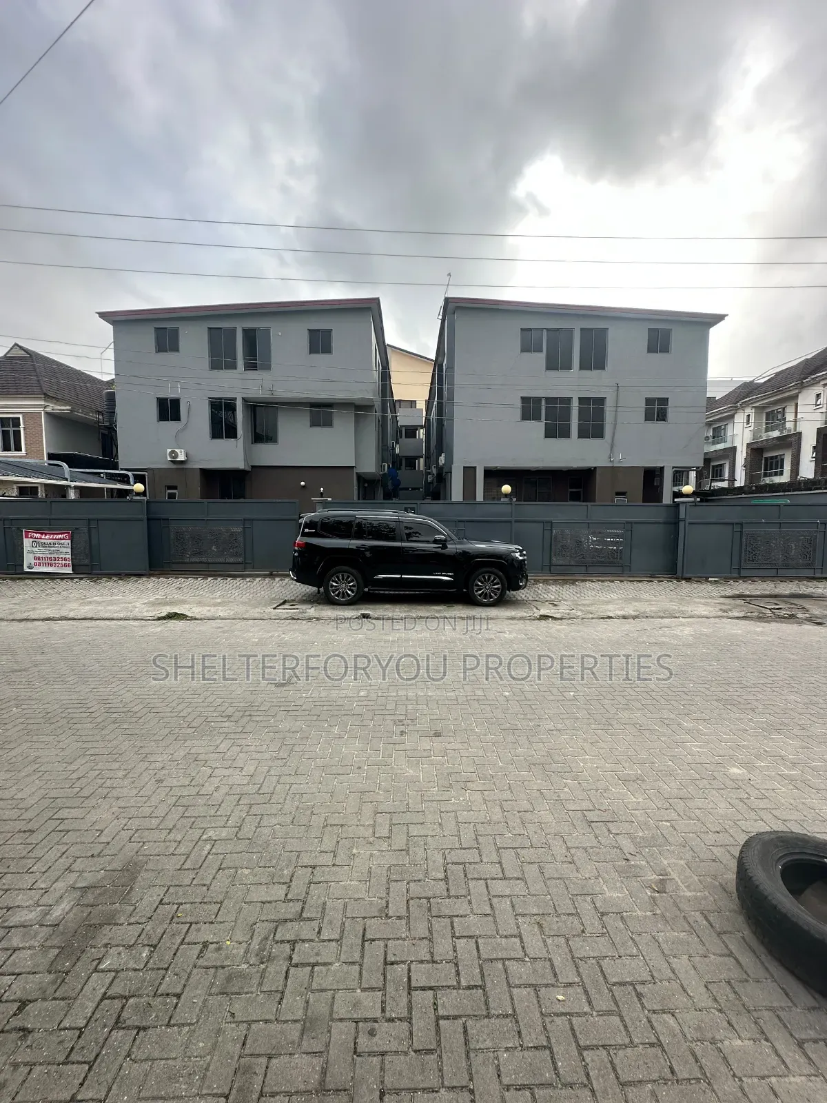 3bdrm Apartment in Lekki Expressway for rent