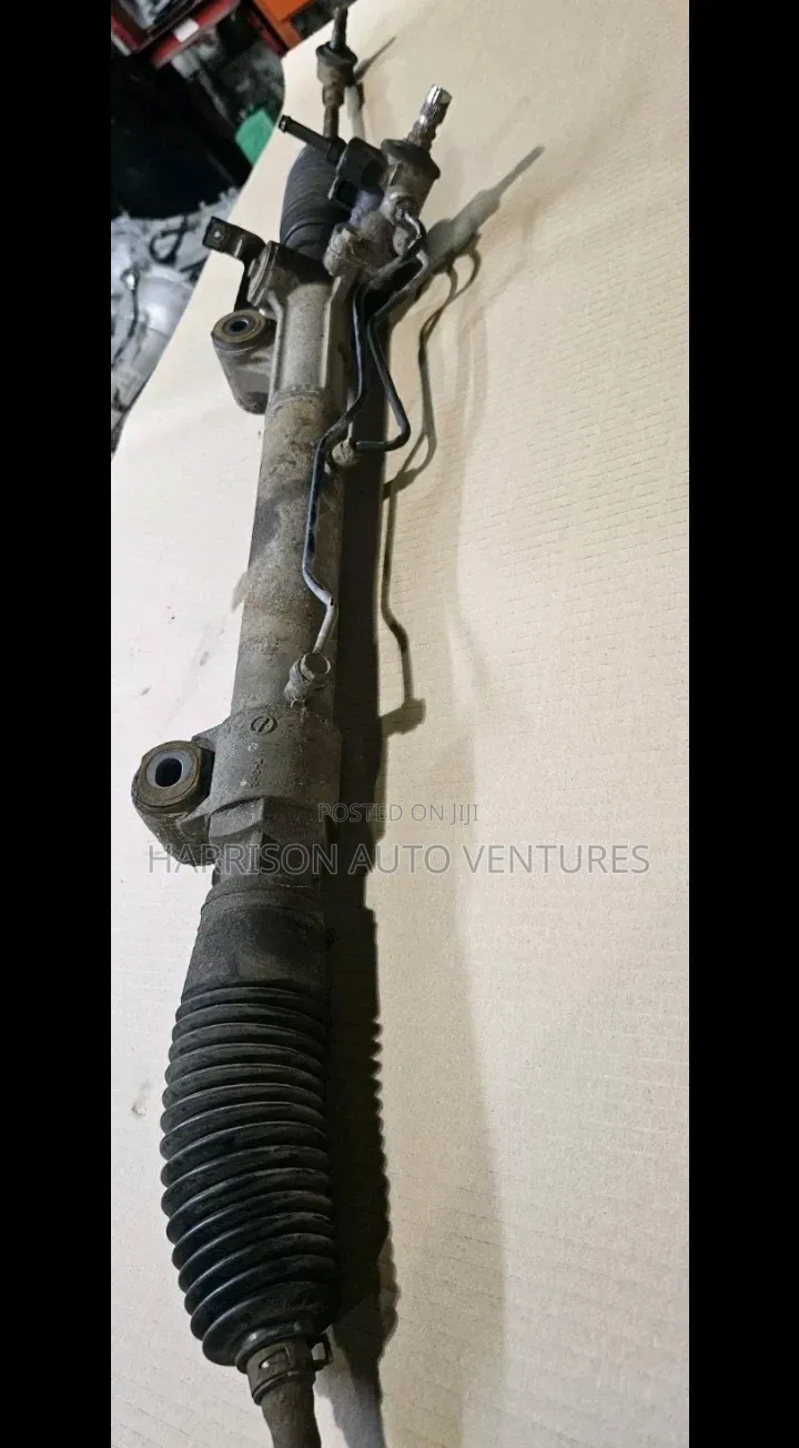 Toyota Hilux, Fortuner , Innova 3.0l (4wd) Power Steering Rack