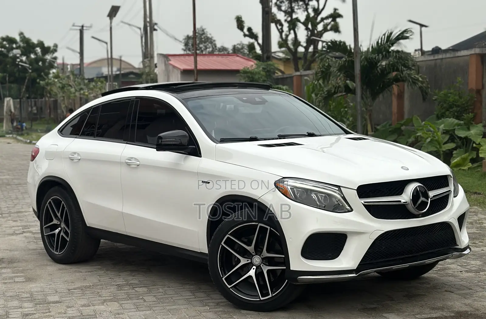 Mercedes-Benz GLE-Class 2016 White