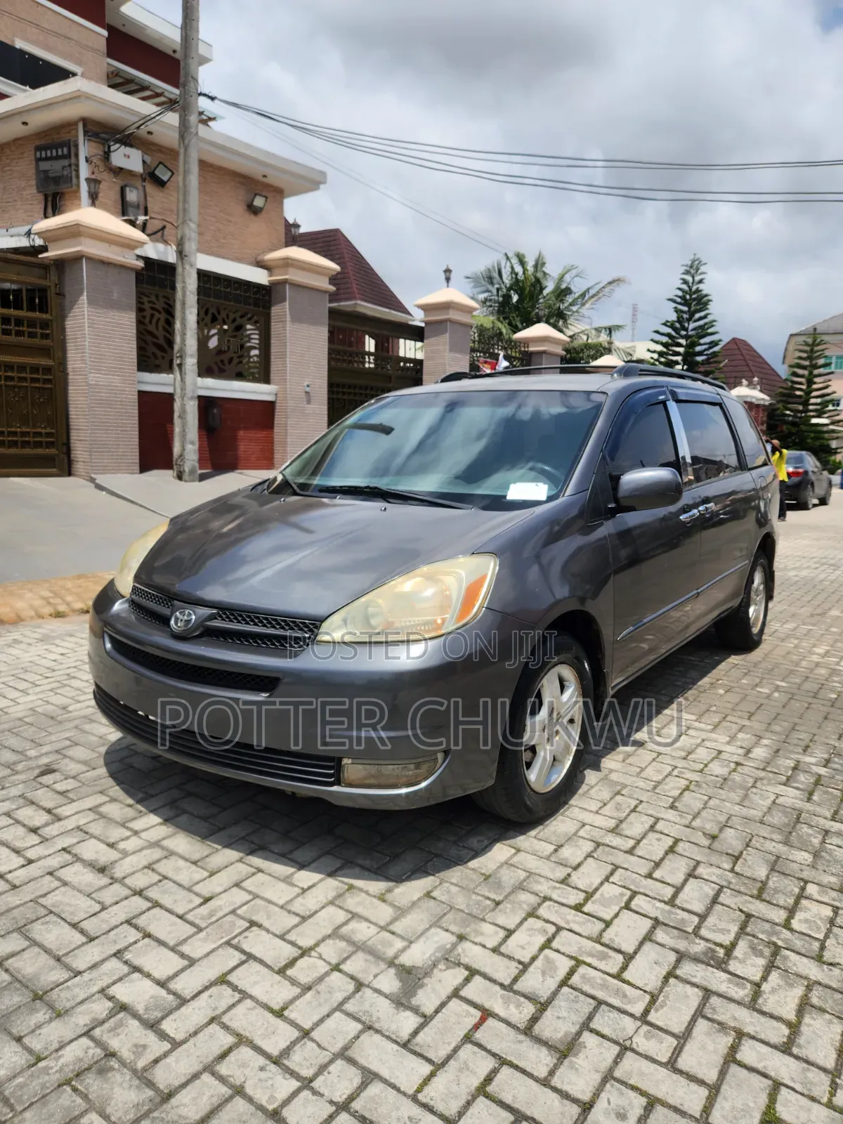 Toyota Sienna LE AWD 2005 Gray