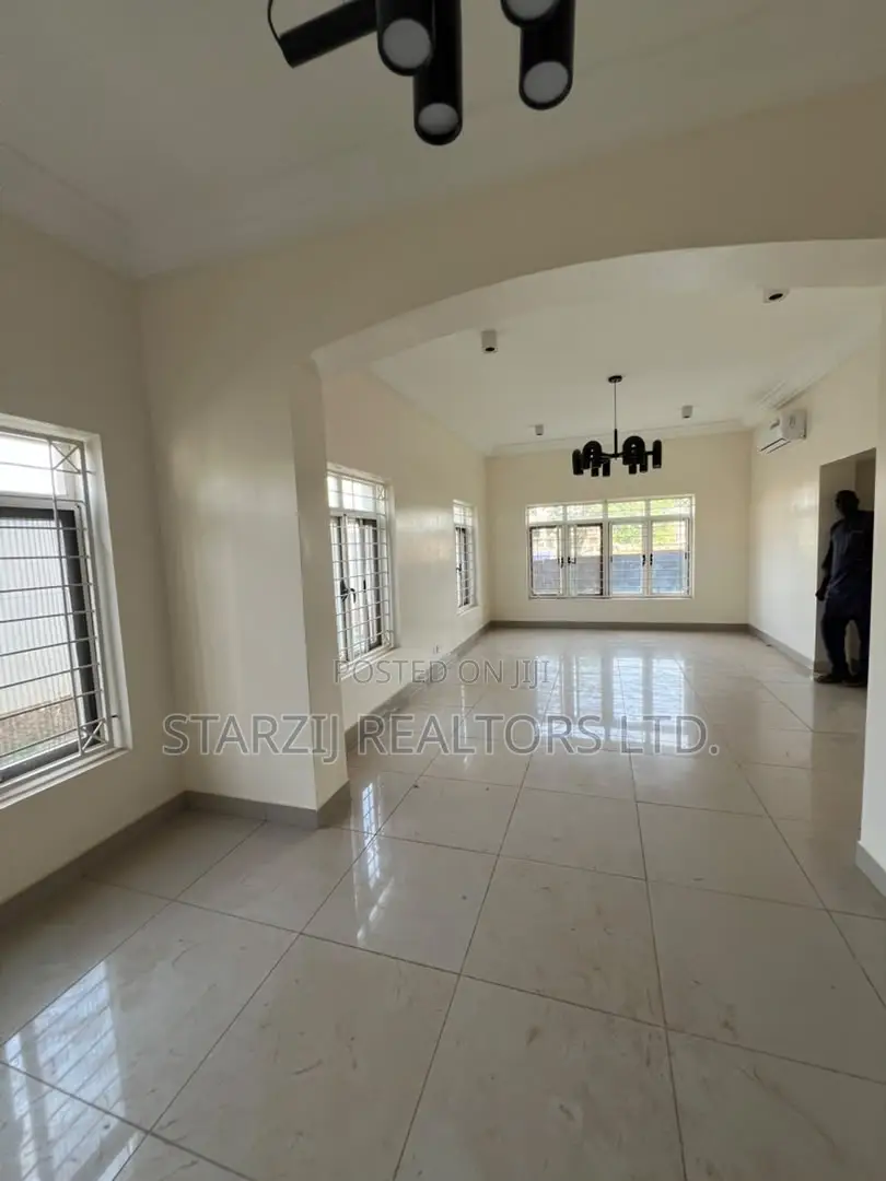 2bdrm Block of Flats in Jahi for sale