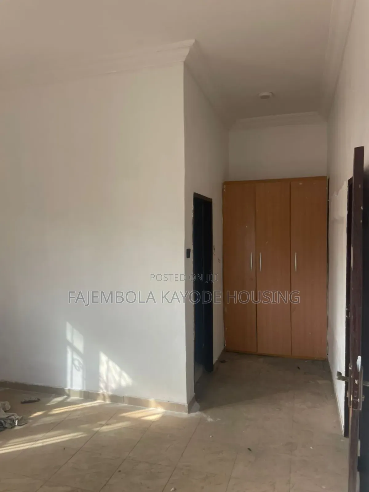 2bdrm Block of Flats in Akala Express for rent