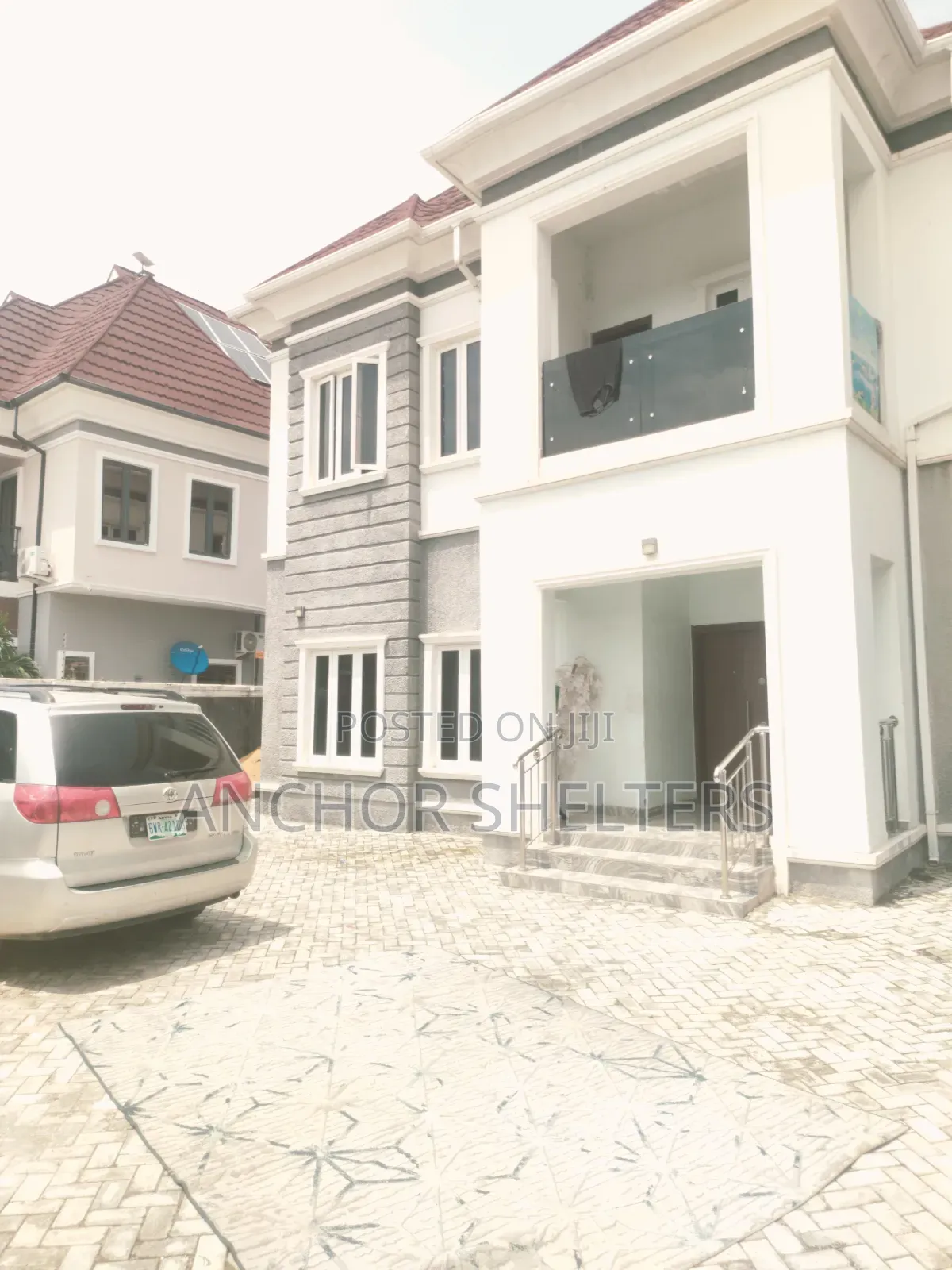 5bdrm Duplex in Along Voice Of, FHA for sale