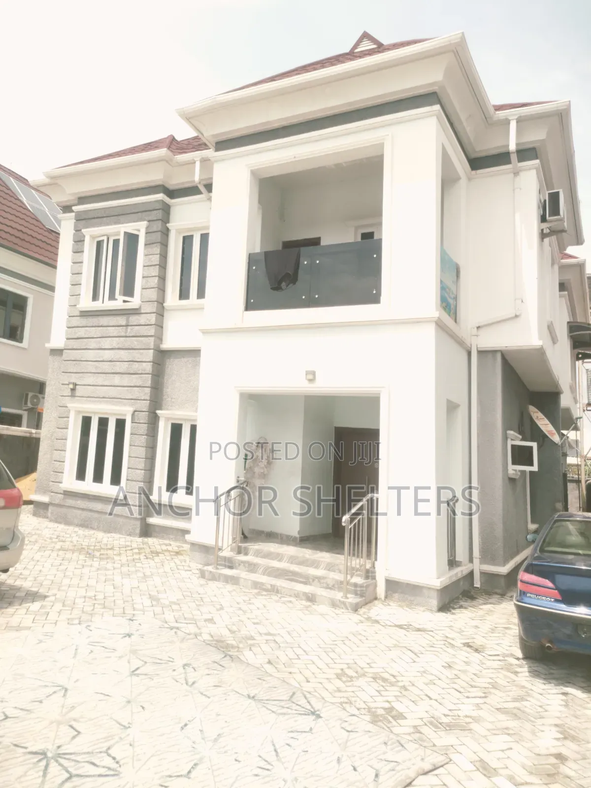 5bdrm Duplex in Along Voice Of, FHA for sale