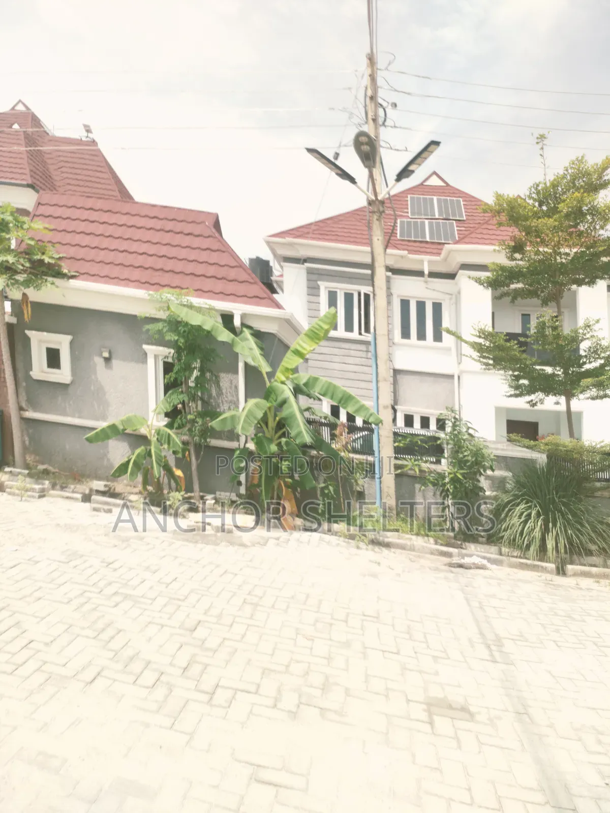 5bdrm Duplex in Along Voice Of, FHA for sale
